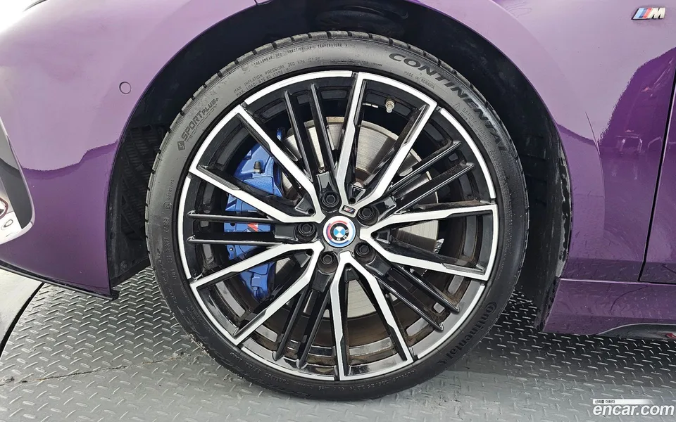 BMW 1 Series M135i xDrive 2022 — thumbnail 2