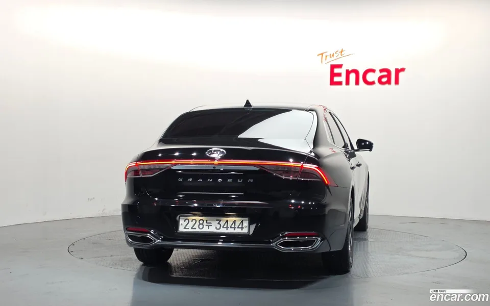 Hyundai Grandeur IG Hybrid 2022 — thumbnail 4