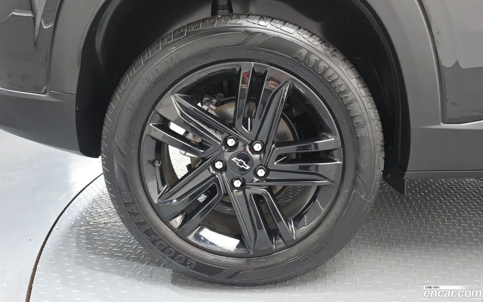 Chevrolet Trax Crossover 1.2 ACTIV 2023 — миниатюра 2