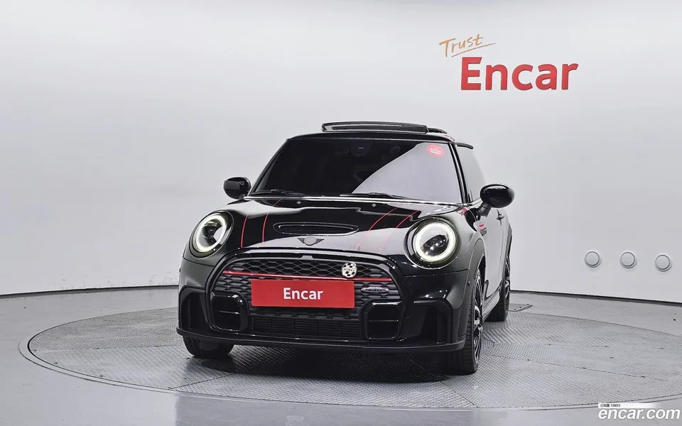 MINI Cooper S JCW 2023 — thumbnail 3