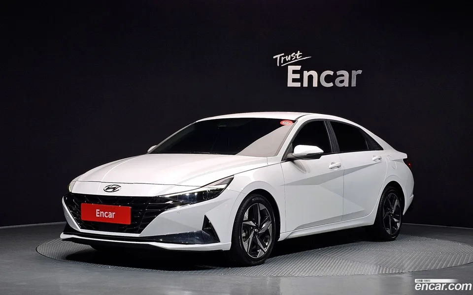 Hyundai Avante 1.6 2022 — photo 1, buy with delivery to Moscow