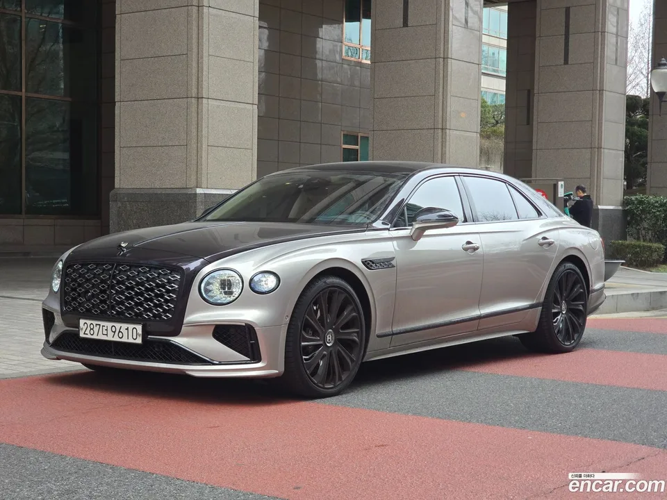 Bentley Flying Spur 4.0 2025 — photo 1, buy with delivery to Moscow