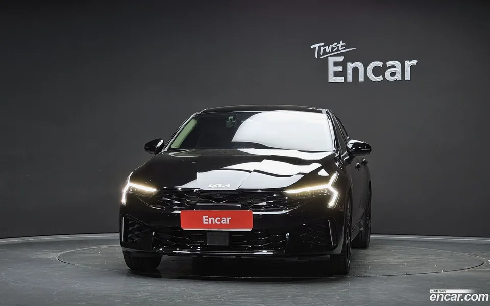 Kia K5 2.0 2025 — thumbnail 3