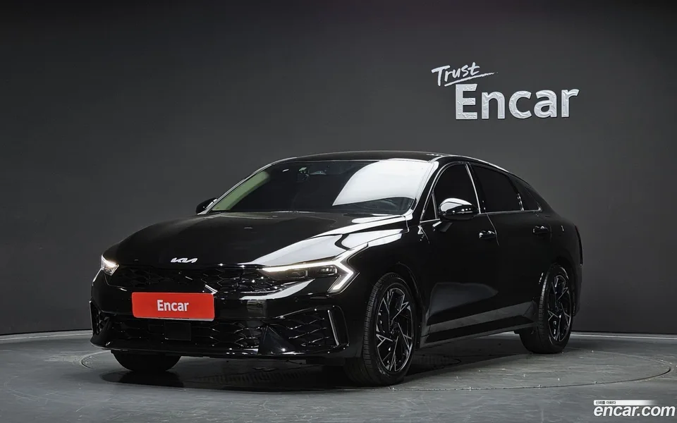Kia K5 2.0 2025 — photo 1, buy with delivery to Moscow