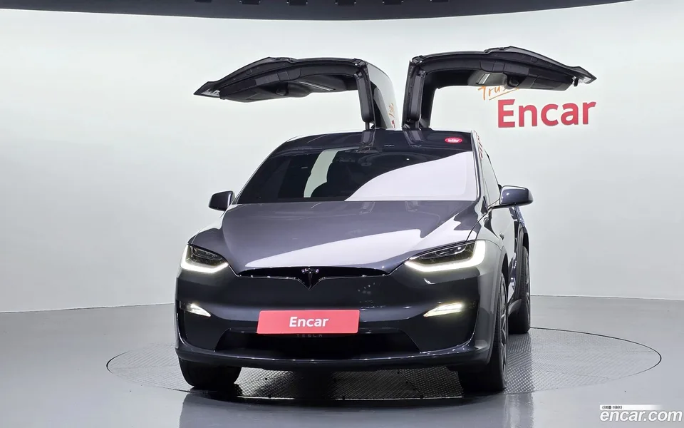 Tesla Model X AWD 2023 — thumbnail 3
