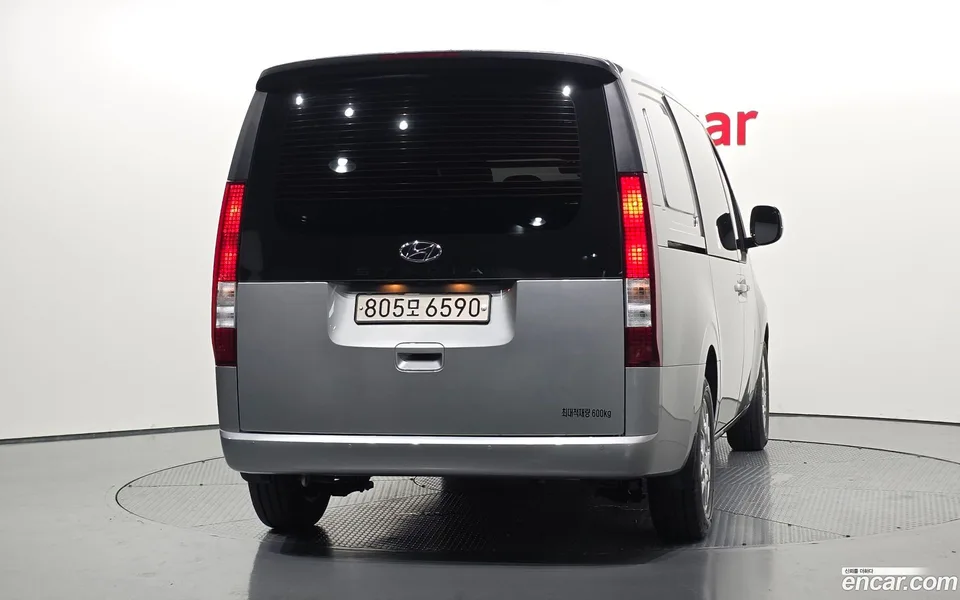 Hyundai Staria 5 2022 — thumbnail 4