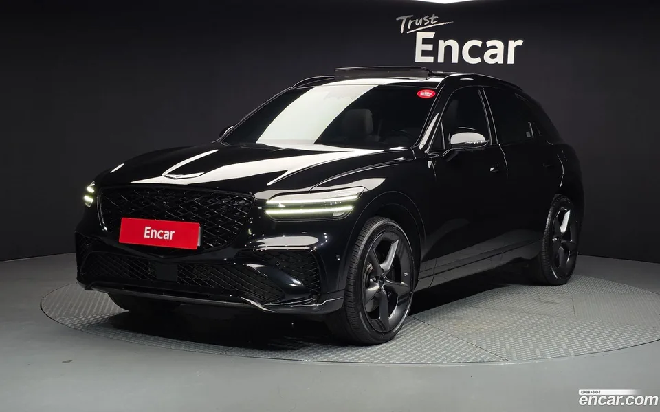Genesis GV70 2.5T AWD 2024 — photo 1, buy with delivery to Moscow