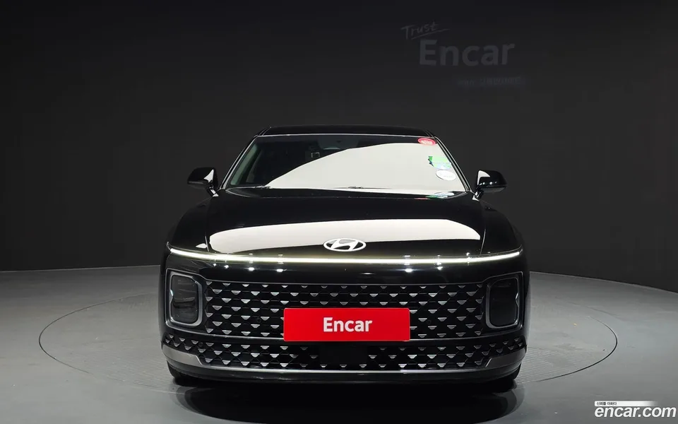 Hyundai Grandeur Hybrid 2023 — thumbnail 3