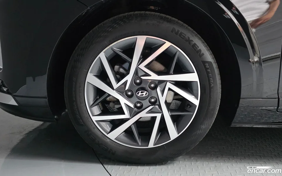 Hyundai Grandeur Hybrid 2023 — thumbnail 5