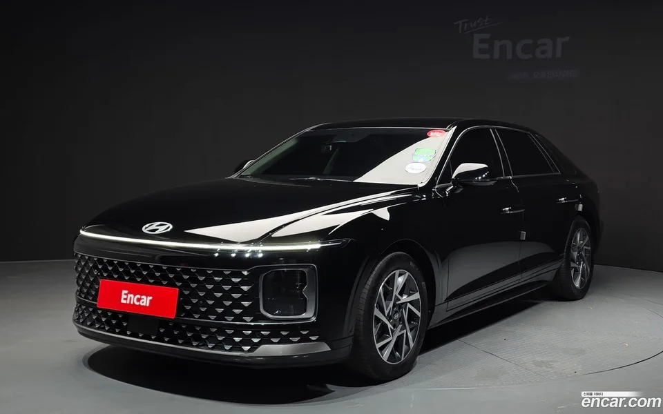 Hyundai Grandeur Hybrid 2023 — photo 1, buy with delivery to Moscow