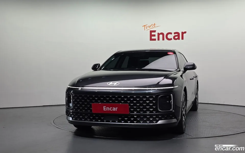 Hyundai Grandeur Hybrid 2022 — thumbnail 3