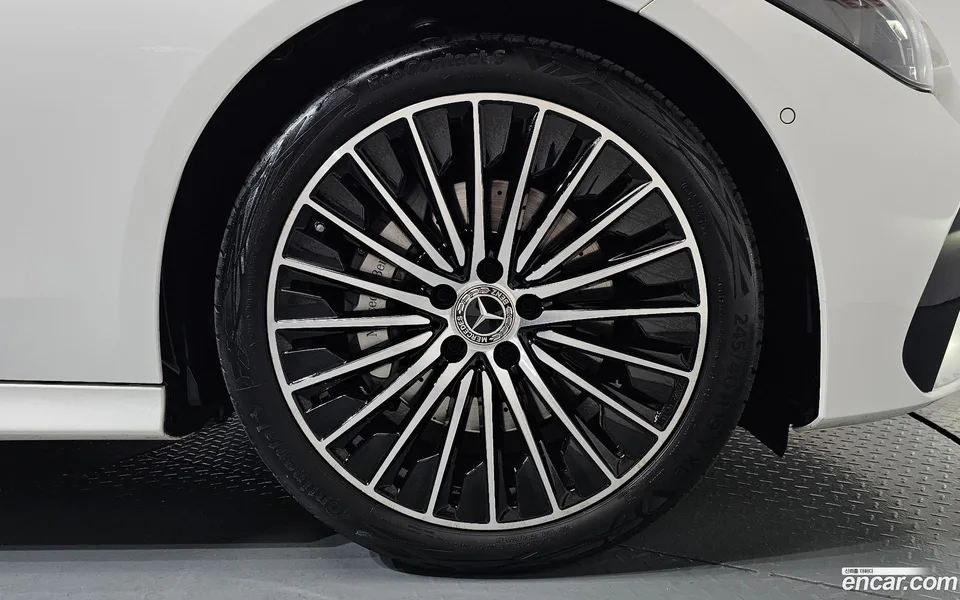 Mercedes-Benz CLE-Class CLE200 2025 — thumbnail 5