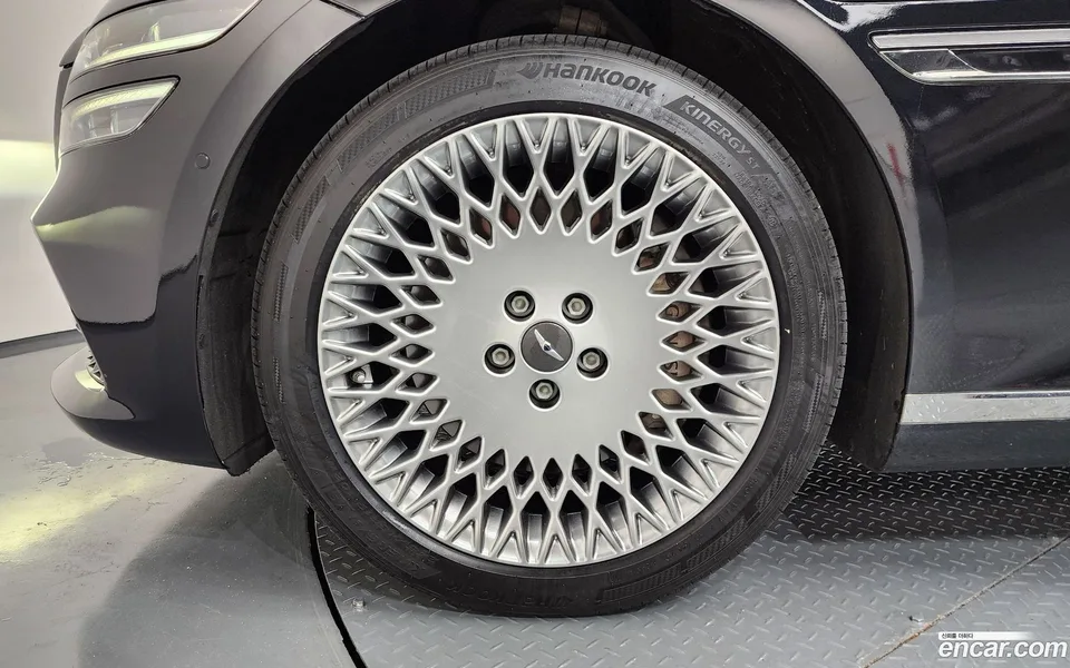 Genesis G80 2.5 AWD 2023 — thumbnail 5
