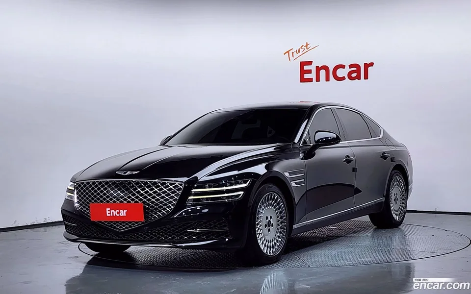 Genesis G80 2.5 AWD 2023 — photo 1, buy with delivery to Moscow
