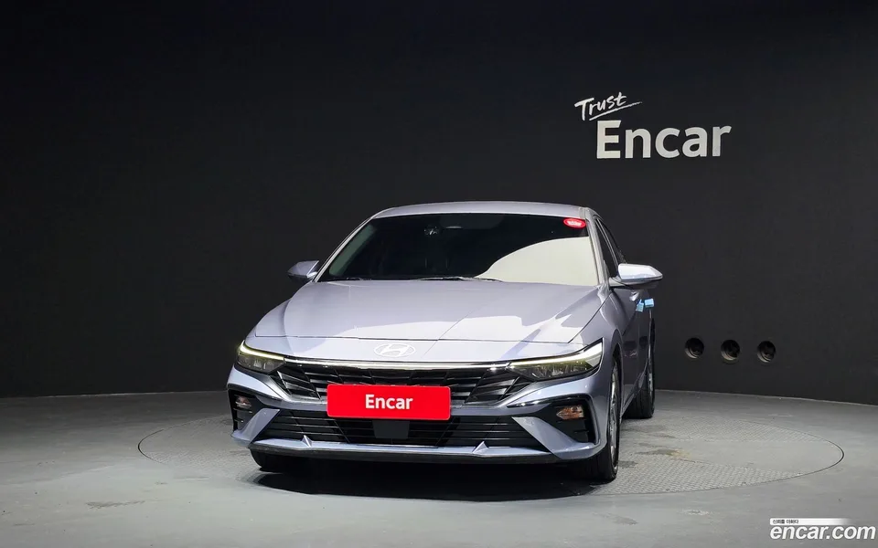 Hyundai Avante CN7 Hybrid 2025 — миниатюра 3