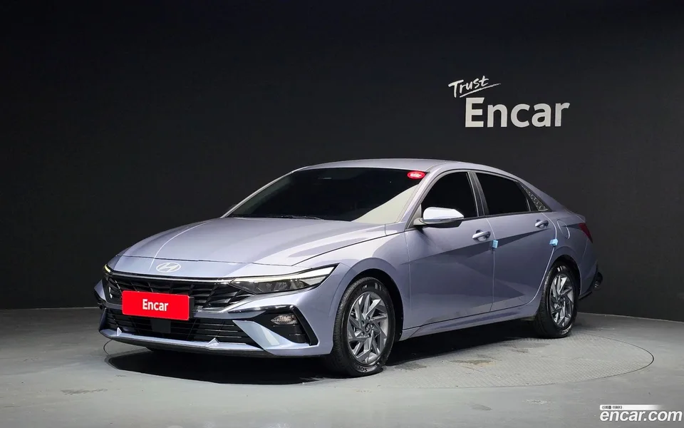 Hyundai Avante CN7 Hybrid 2025 — фото 1, купить с доставкой в Москву
