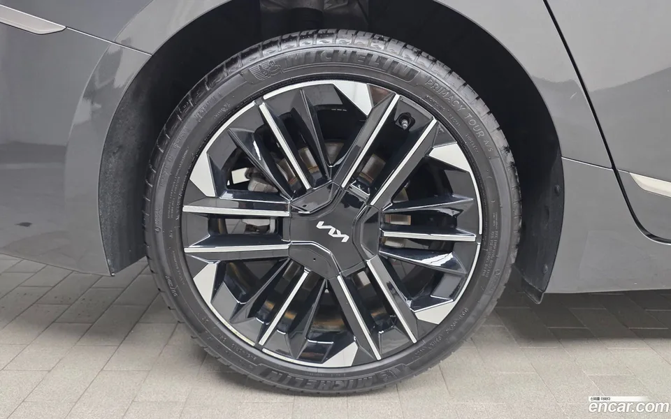 Kia K8 Hybrid 2025 — thumbnail 5