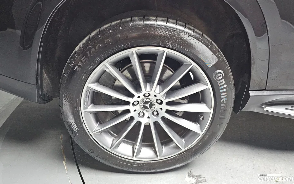 Mercedes-Benz GLE-Class GLE400d 4MATIC 2023 — thumbnail 2