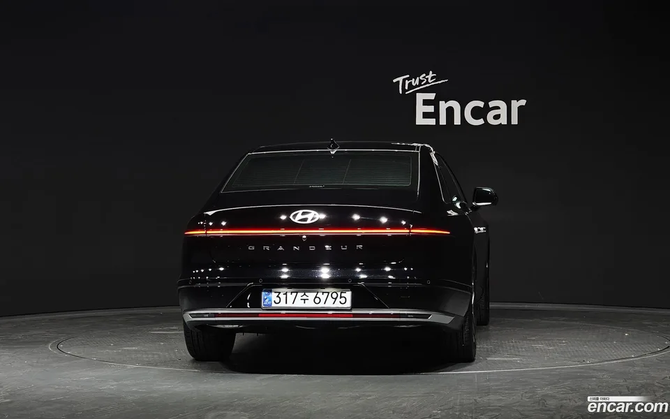 Hyundai Grandeur 2.5 2WD 2023 — thumbnail 4