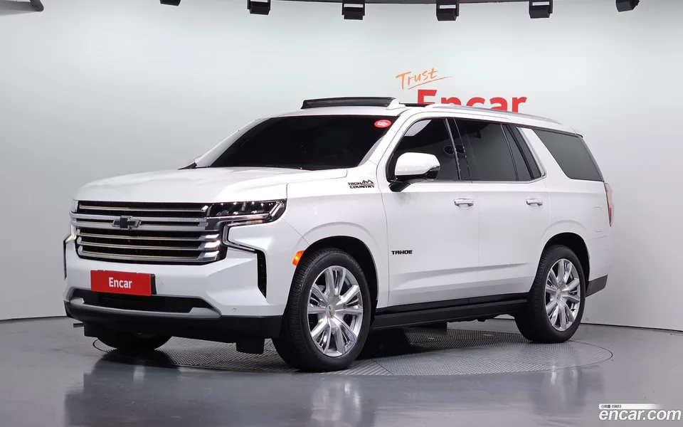 Chevrolet Tahoe 6.2 4WD 2022 — photo 1, buy with delivery to Moscow