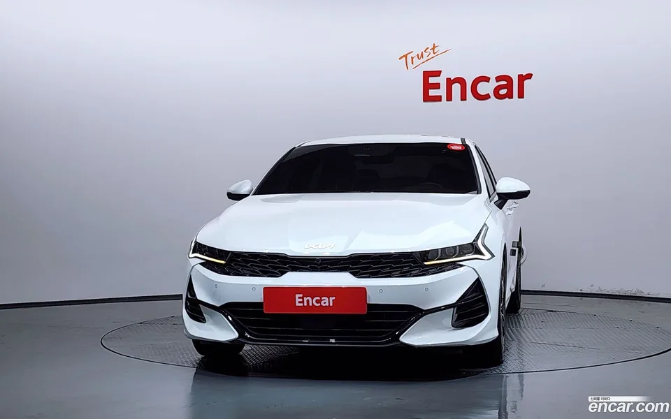 Kia K5 2.0 2022 — thumbnail 3