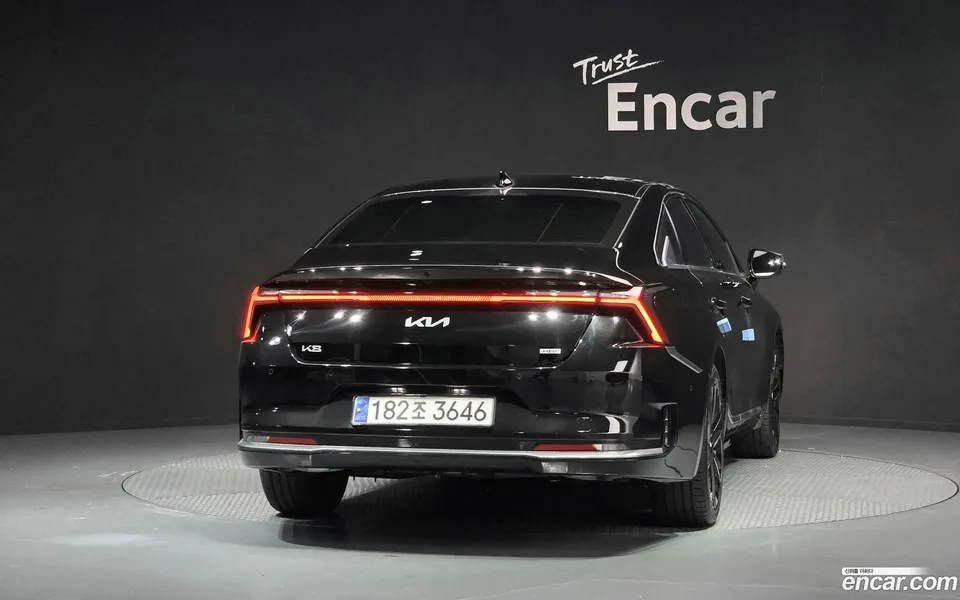 Kia K8 Hybrid 2025 — thumbnail 4