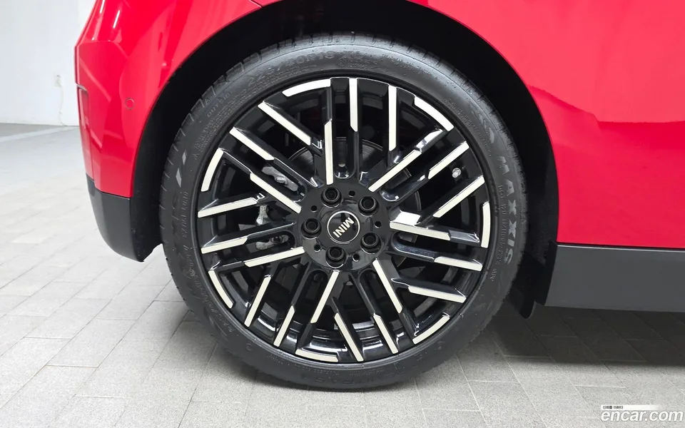 MINI Cooper Electric SE 2024 — thumbnail 5