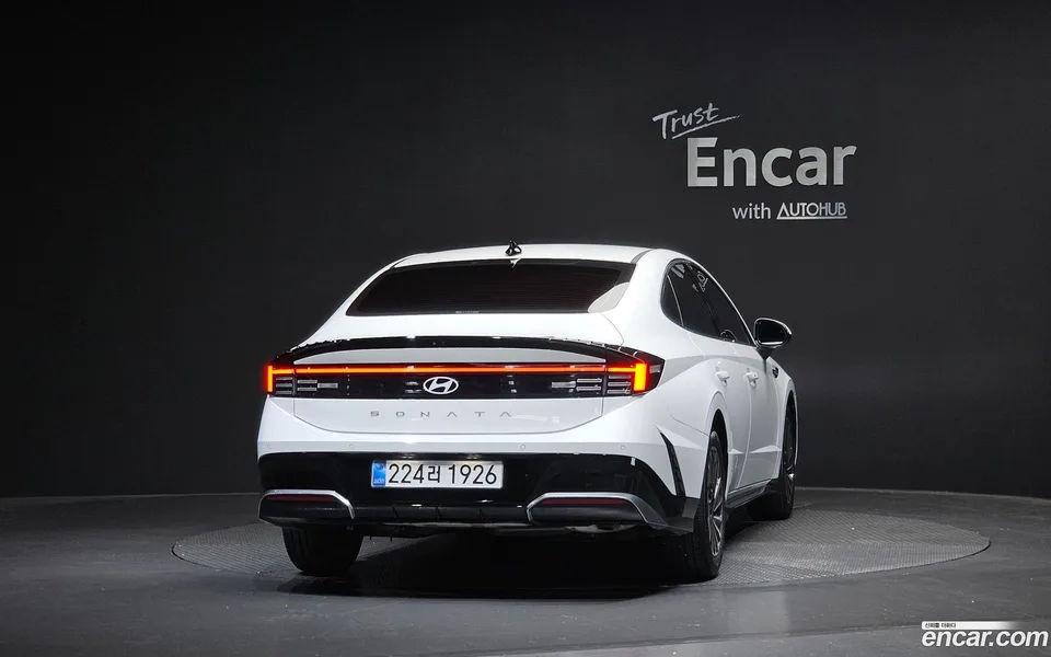 Hyundai Sonata The Edge Hybrid 2025 — thumbnail 4