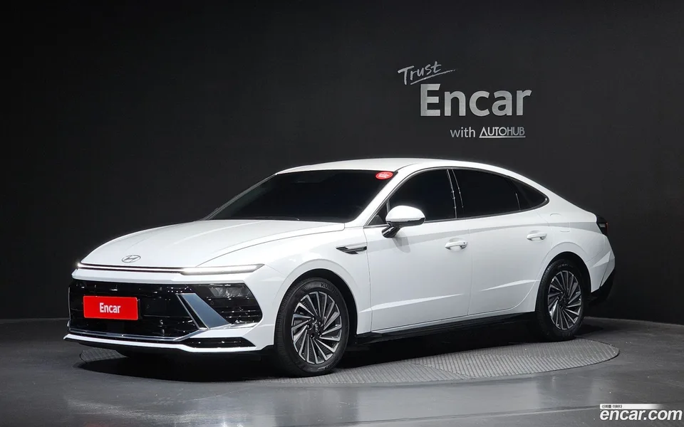 Hyundai Sonata The Edge Hybrid 2025 — photo 1, buy with delivery to Moscow