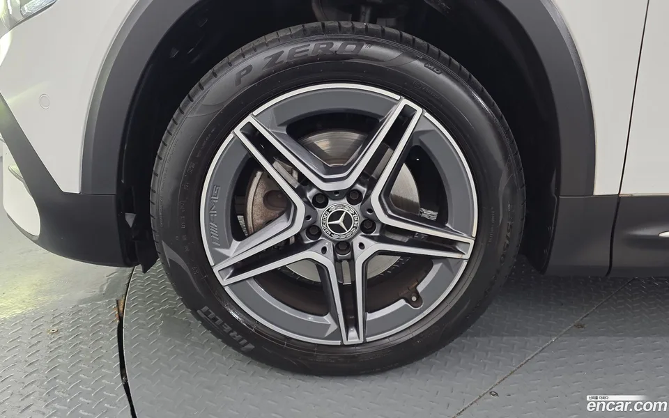 Mercedes-Benz GLB-Class GLB250 4MATIC 2022 — thumbnail 5
