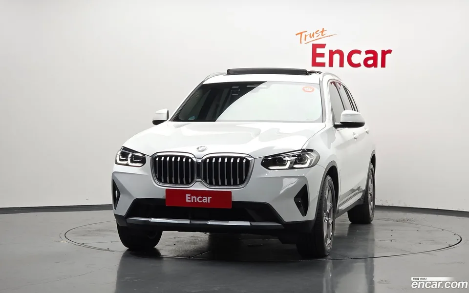 BMW X3 xDrive 20i 2022 — thumbnail 3