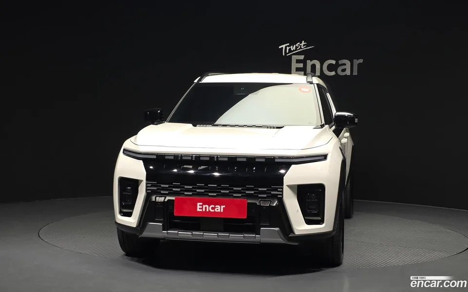 KG Mobility Musso EV AWD 2025 — thumbnail 3