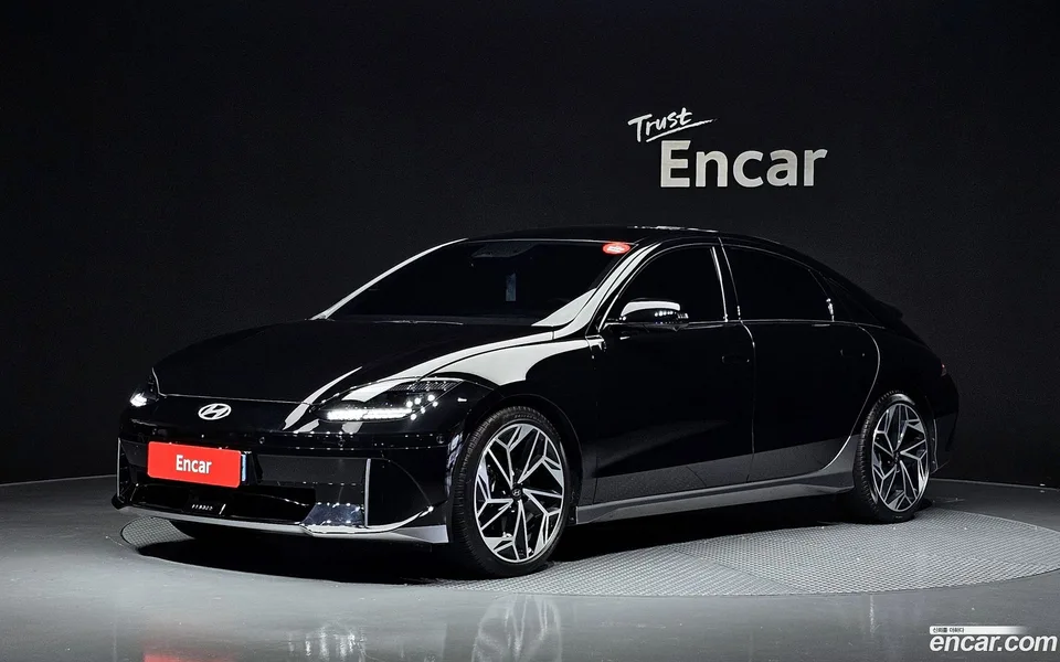 Hyundai Ioniq 6 2022 — фото 1, купить с доставкой в Москву