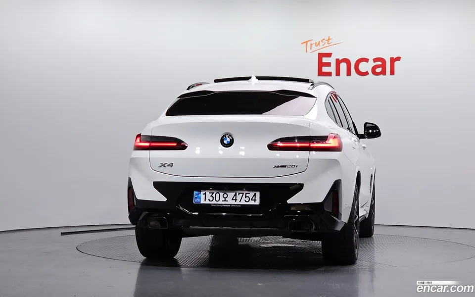 BMW X4 xDrive20i M 2025 — thumbnail 4