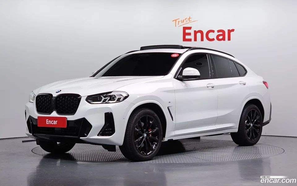 BMW X4 xDrive20i M 2025 — photo 1, buy with delivery to Moscow