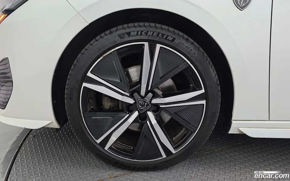 Peugeot 308 1.5 BlueHDi GT 2023 — thumbnail 5