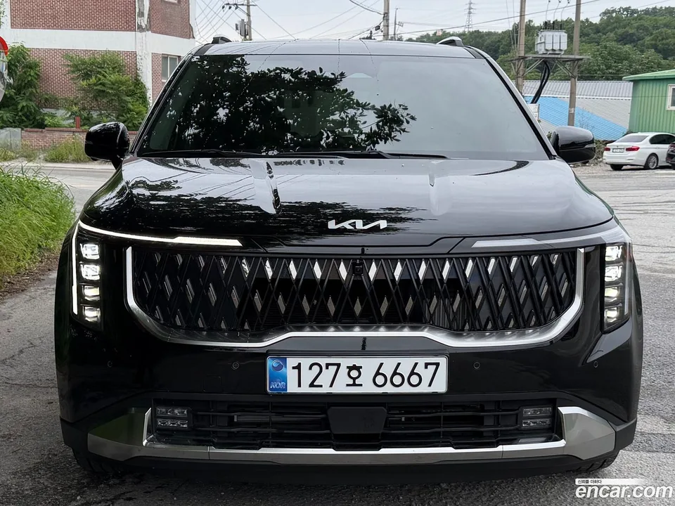 Kia Carnival HEV 9 2026 — photo 1, buy with delivery to Moscow