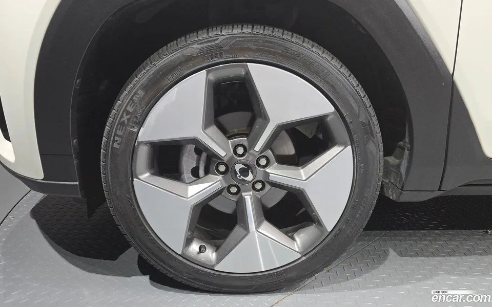 KG Mobility Torres EVX E7 2024 — thumbnail 5