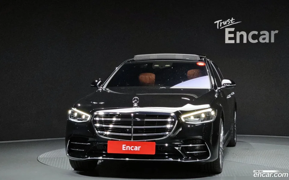 Mercedes-Benz S-Class S500L 4MATIC 2025 — thumbnail 3