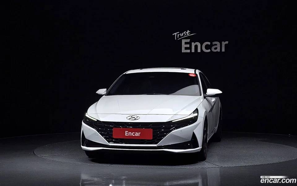 Hyundai Avante 1.6 2023 — thumbnail 3