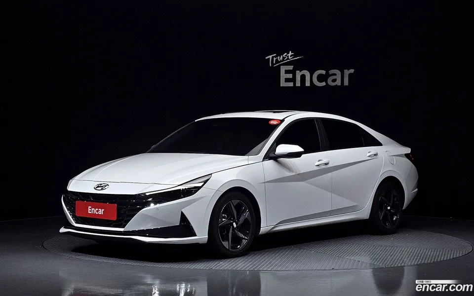 Hyundai Avante 1.6 2023 — photo 1, buy with delivery to Moscow