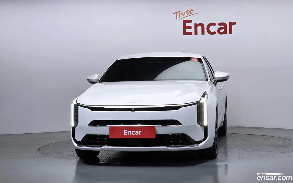 Kia K8 Hybrid 2025 — thumbnail 3