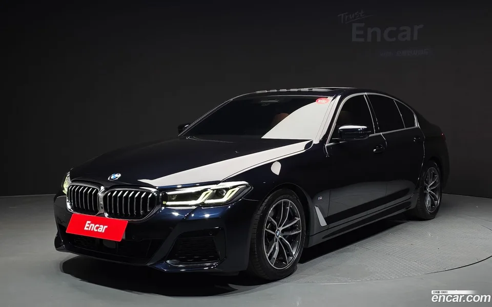 BMW 5 Series 520i M 2022 — photo 1, buy with delivery to Moscow