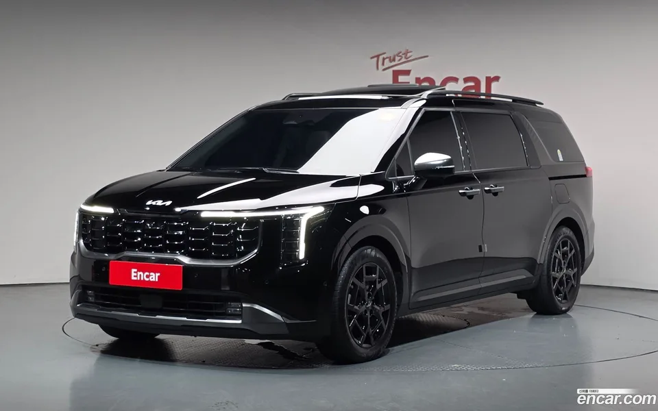 Kia Carnival 9 2024 — photo 1, buy with delivery to Moscow