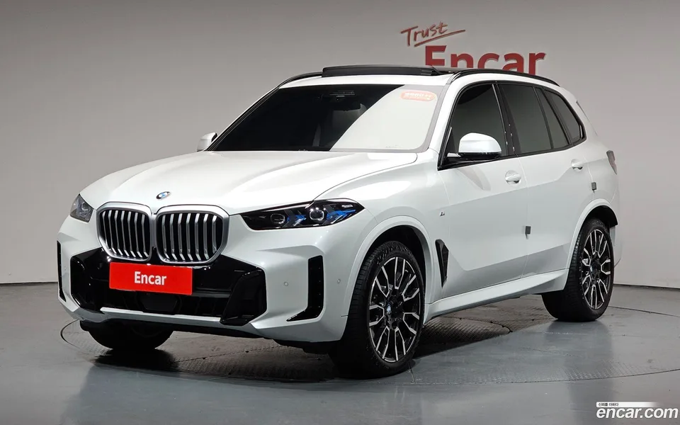BMW X5 xDrive 30d M 2025 — photo 1, buy with delivery to Moscow