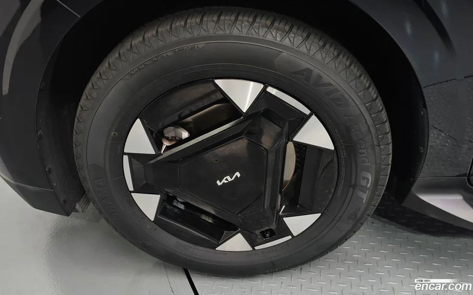 Kia Carnival HEV 9 2025 — thumbnail 2