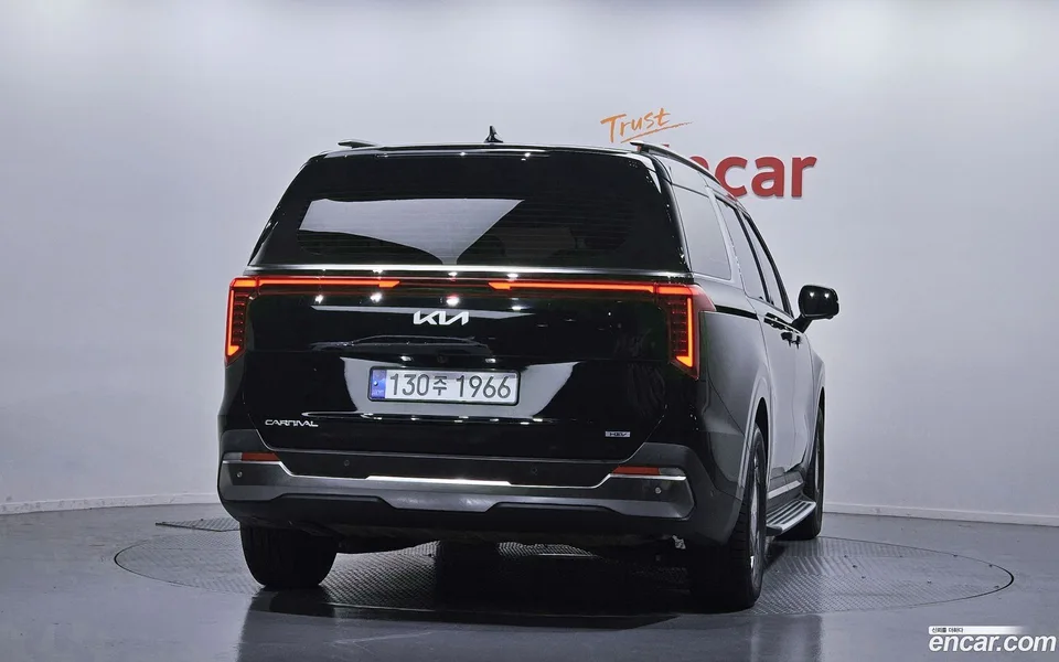 Kia Carnival HEV 9 2025 — thumbnail 4