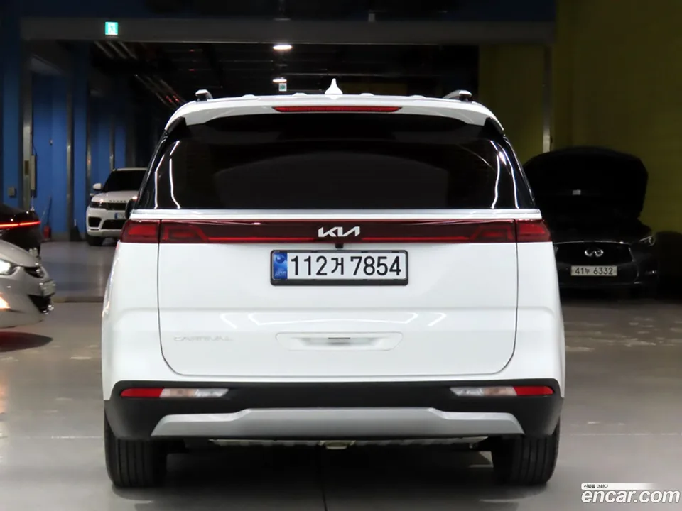 Kia Carnival 9 2022 — thumbnail 3