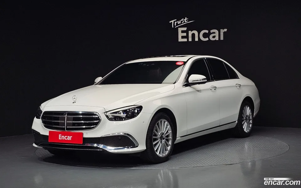 Mercedes-Benz E-Class E250 2023 — photo 1, buy with delivery to Moscow