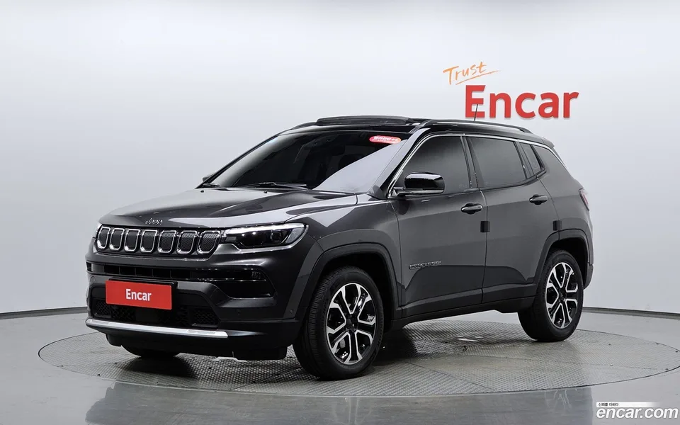 Jeep Compass 2.4 2WD 2022 — photo 1, buy with delivery to Moscow